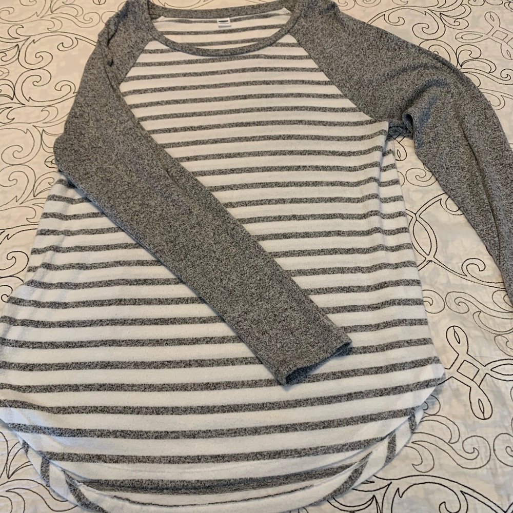Old Navy long sleeve